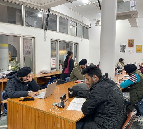 UPSC Class students common area